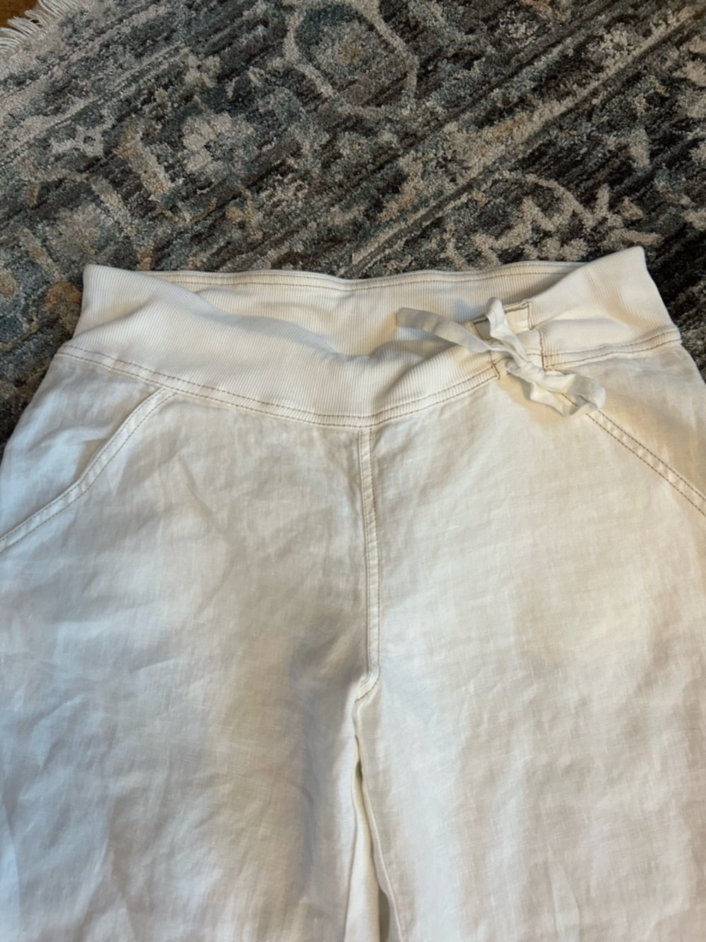 Athleta Cream Linen-Blend Casual Shorts - Picture 3 of 5